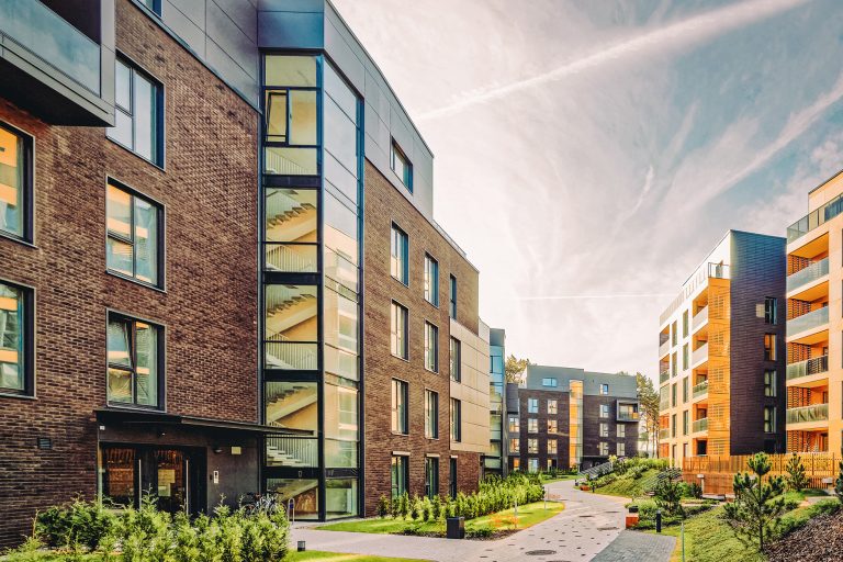 Vilnius,,Lithuania,-,May,21,,2016:,Modern,European,Complex,Of Mindset Guide to Success